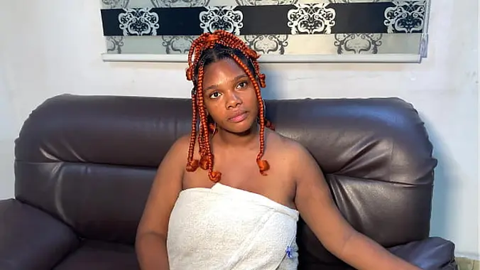 FIRST PORN DEBUT OF BBW CYNTHIA