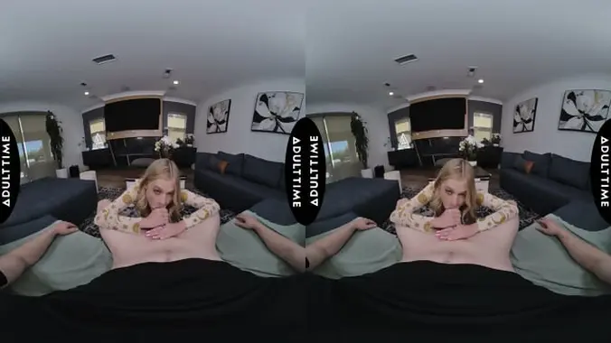 UP CLOSE VR - Coco Lovelock Loves Cock And Gets Pounded Hard In Steamy POV Session